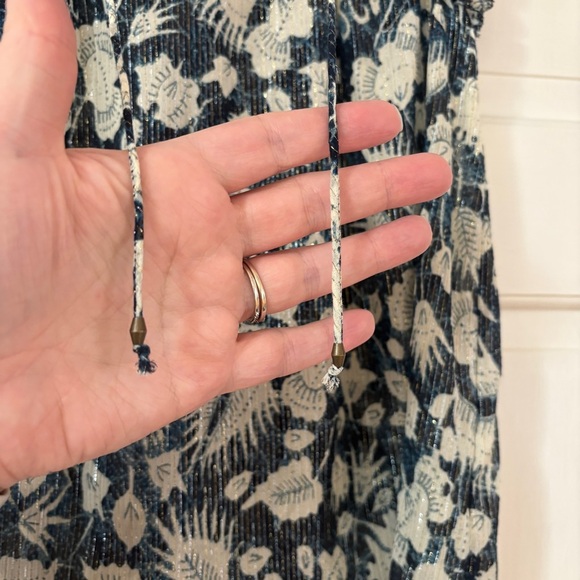 ULLA JOHNSON Dira‎ Top Indigo Metallic Ruffle Size 0 Flutter Sleeve Tassel Tie - Picture 10 of 16